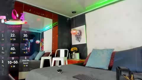 ---Cloe--- online show from 09-15-25, 08:42