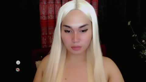 Snapshot of cloudia_babe chatting on 01-14-25, 08:37 Cloudia babe69 online show from 01-14-25, 08:37