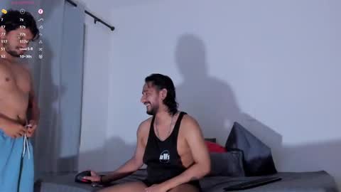 Snapshot of cloudy_pigdude chatting on 12-29-24, 03:44 CRISTIAN online show from 12-29-24, 03:44