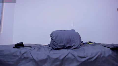 Snapshot of cloudy_pigdude chatting on 03-07-25, 01:51 CRISTIAN online show from 03-07-25, 01:51