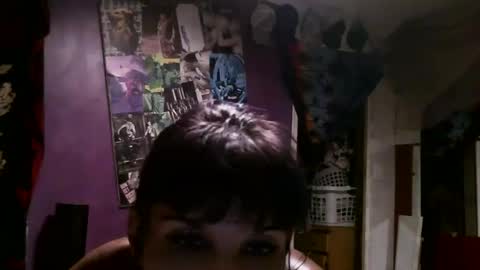 Snapshot of cloudyclueless chatting on 10-15-25, 09:42 cloudy clueless online show from 10-15-25, 09:42