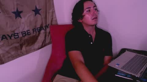 Snapshot of cloudycumster chatting on 04-23-26, 04:24 CL0UDY BOYZ online show from 04-23-26, 04:24