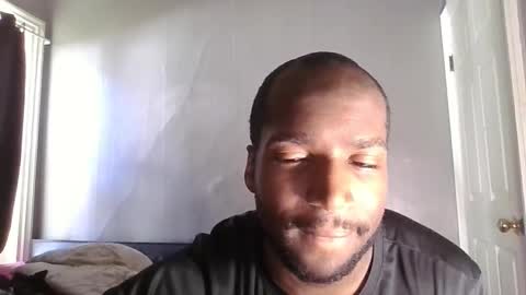 Snapshot of clouvo chatting on 10-31-25, 07:04 clouvo online show from 10-31-25, 07:04