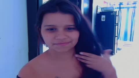 Snapshot of cluplechatur chatting on 06-16-26, 08:44 Meggan y Thiago online show from 06-16-26, 08:44