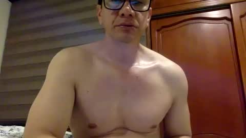 Snapshot of coach2020 chatting on 09-26-25, 01:09 coach2020 online show from 09-26-25, 01:09