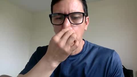 Snapshot of coach2020 chatting on 11-28-25, 07:38 coach2020 online show from 11-28-25, 07:38