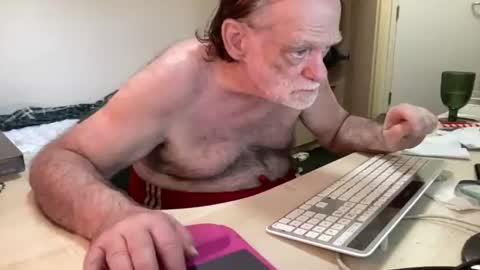 Snapshot of coach_karl chatting on 06-26-26, 04:11 Coach Karl Porn Star Tip me all the way to my next trip online show from 06-26-26, 04:11