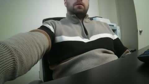 Snapshot of coaltrane chatting on 10-31-25, 05:03 Coaltrane online show from 10-31-25, 05:03