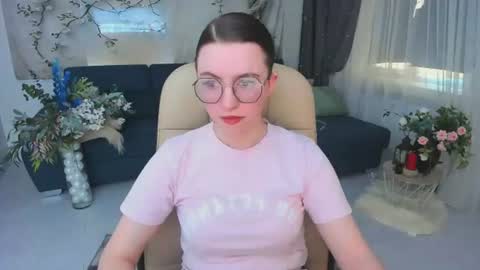 Molly online show from 06-22-26, 05:15
