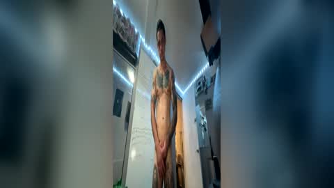 Snapshot of cock4yyoouu chatting on 06-15-26, 05:48 cock4yyoouu online show from 06-15-26, 05:48