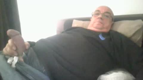 Snapshot of cock9635 chatting on 04-14-26, 11:27 cock9635 online show from 04-14-26, 11:27