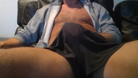 Snapshot of cocka_billy chatting on 07-17-26, 10:58 cocka_billy online show from 07-17-26, 10:58