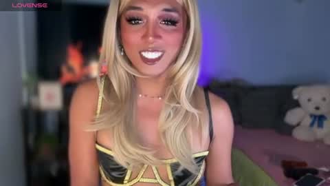 Snapshot of cockprincess_dianna chatting on 07-20-26, 12:51 PrincessDianna IslandGirl CUMSHOW in PVT and PASSWORDSHOW online show from 07-20-26, 12:51