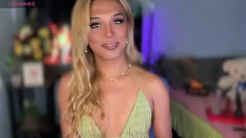 Snapshot of cockprincess_dianna chatting on 07-25-26, 08:50 PrincessDianna IslandGirl CUMSHOW in PVT and PASSWORDSHOW online show from 07-25-26, 08:50