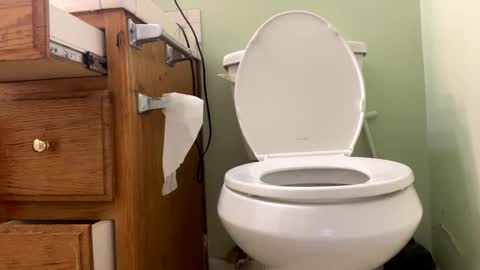 Snapshot of cockspitting chatting on 04-05-26, 02:25 cockspitting online show from 04-05-26, 02:25