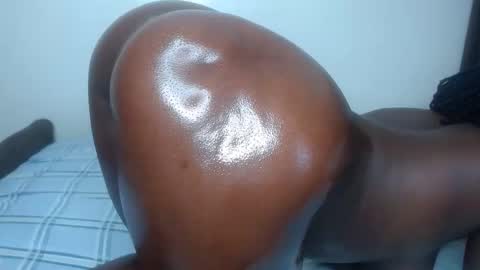 cocoa_devine online show from 04-05-26, 11:40