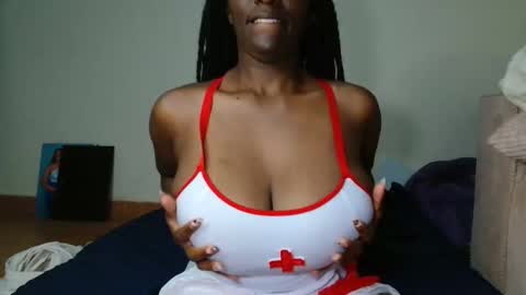 Snapshot of cocoalush9819 chatting on 05-10-26, 06:35 cocoalush9819 online show from 05-10-26, 06:35