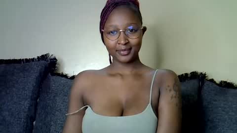 Snapshot of cocobaby_ chatting on 07-30-26, 08:30 Coco online show from 07-30-26, 08:30