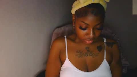 chanel online show from 12-15-25, 09:24