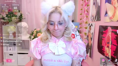 Mia online show from 02-04-25, 12:08