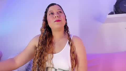 Snapshot of cofee_dreams chatting on 04-18-26, 04:22 Coffee Dreams online show from 04-18-26, 04:22