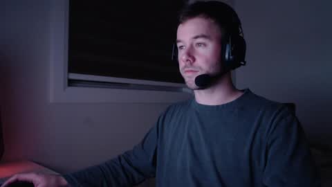 Snapshot of coffeelounge chatting on 01-19-25, 05:05 c o f f e e l o u n g e online show from 01-19-25, 05:05