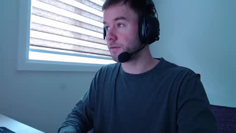 Snapshot of coffeelounge chatting on 01-19-25, 04:14 c o f f e e l o u n g e online show from 01-19-25, 04:14