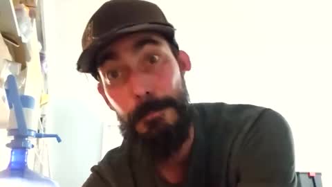 coffeemaker4 online show from 12-02-25, 09:32