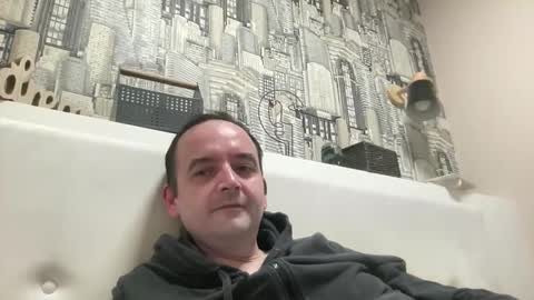 colambus83 online show from 02-18-26, 06:26