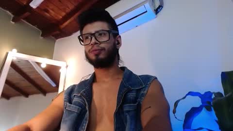 Snapshot of colby_smit chatting on 02-01-26, 09:24 Colby online show from 02-01-26, 09:24