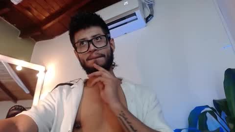 Snapshot of colby_smit chatting on 02-04-26, 08:03 Colby online show from 02-04-26, 08:03