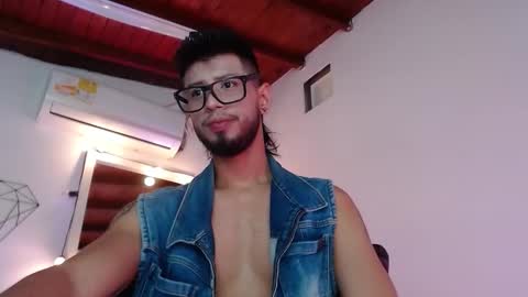 Snapshot of colby_smit chatting on 02-13-26, 07:43 Colby online show from 02-13-26, 07:43
