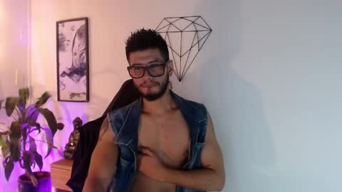 Snapshot of colby_smit chatting on 03-27-26, 04:51 Colby online show from 03-27-26, 04:51