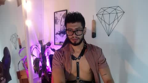 Snapshot of colby_smit chatting on 04-08-26, 02:55 Colby online show from 04-08-26, 02:55