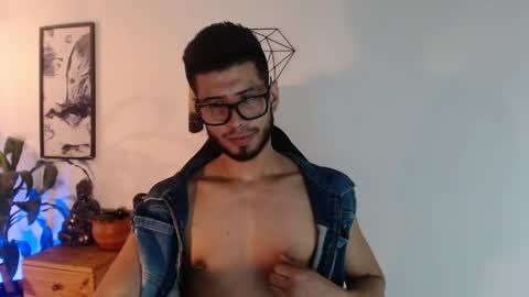 Snapshot of colby_smit chatting on 04-20-26, 06:31 Colby online show from 04-20-26, 06:31