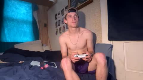 coleeen67 online show from 10-31-25, 04:19