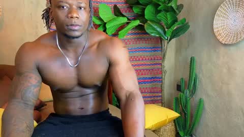 Snapshot of colethunder chatting on 12-17-24, 10:32 ColeThunder online show from 12-17-24, 10:32