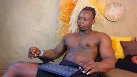 Snapshot of colethunder chatting on 12-23-24, 10:33 ColeThunder online show from 12-23-24, 10:33