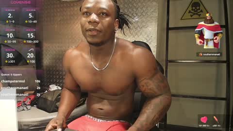 Snapshot of colethunder chatting on 01-11-25, 12:01 ColeThunder online show from 01-11-25, 12:01