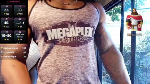 Snapshot of colethunder chatting on 01-11-25, 08:10 ColeThunder online show from 01-11-25, 08:10