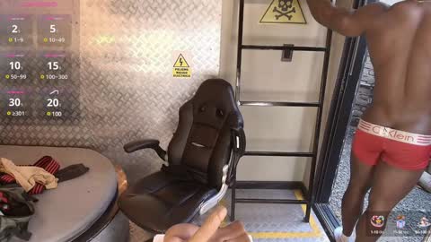 Snapshot of colethunder chatting on 01-13-25, 10:24 ColeThunder online show from 01-13-25, 10:24