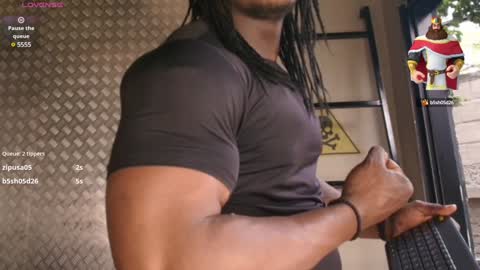 Snapshot of colethunder chatting on 01-27-25, 07:35 ColeThunder online show from 01-27-25, 07:35