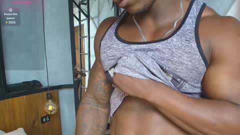 Snapshot of colethunder chatting on 02-19-25, 01:51 ColeThunder online show from 02-19-25, 01:51