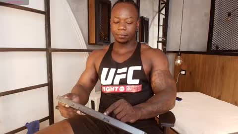 Snapshot of colethunder chatting on 03-05-25, 07:38 ColeThunder online show from 03-05-25, 07:38