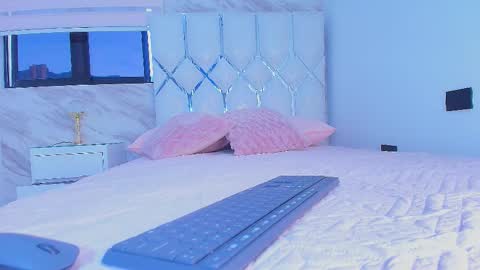 colett online show from 10-31-25, 11:55