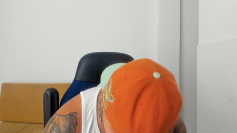 Snapshot of colin_prince2 chatting on 12-09-24, 03:40 COLIN online show from 12-09-24, 03:40