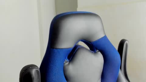 Snapshot of colin_prince2 chatting on 02-16-25, 12:41 COLIN online show from 02-16-25, 12:41