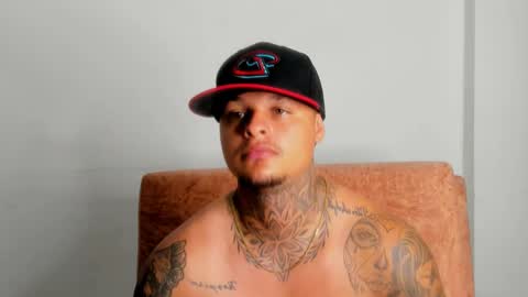 Snapshot of colin_prince2 chatting on 02-22-25, 07:03 COLIN online show from 02-22-25, 07:03