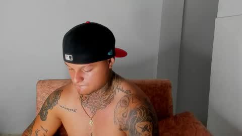 Snapshot of colin_prince2 chatting on 03-06-25, 10:04 COLIN online show from 03-06-25, 10:04