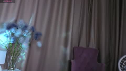 Snapshot of colleen_blake chatting on 07-12-26, 05:15 Collen Mon Tue Wed Thu Fri GMT 3 0300am - 0900am online show from 07-12-26, 05:15